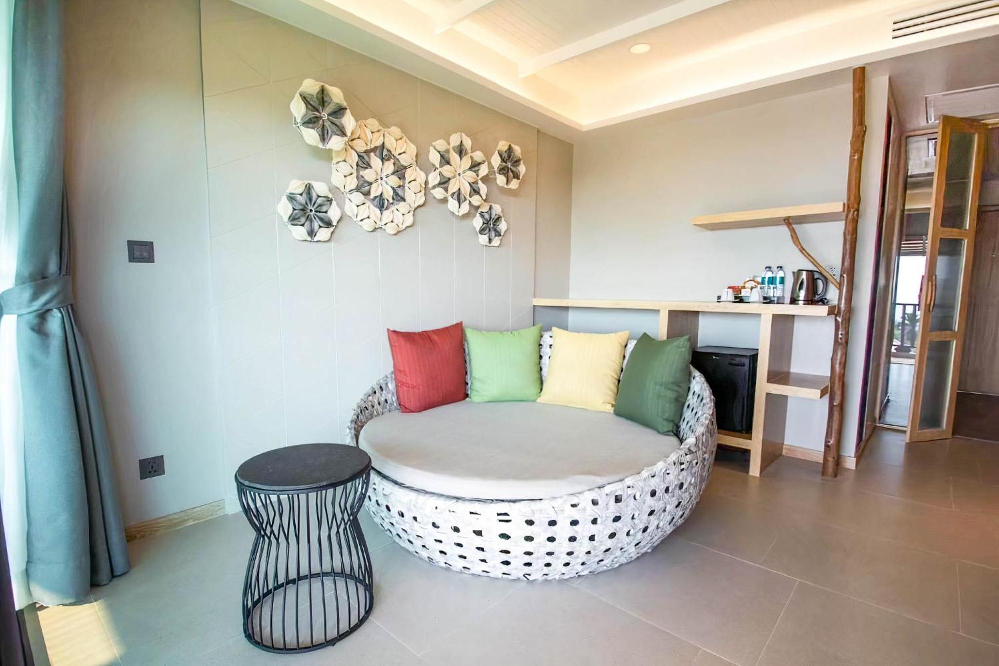Andaman Cannacia Resort & Spa - Sha Extra Plus Kata Beach  Exterior photo A round sofa